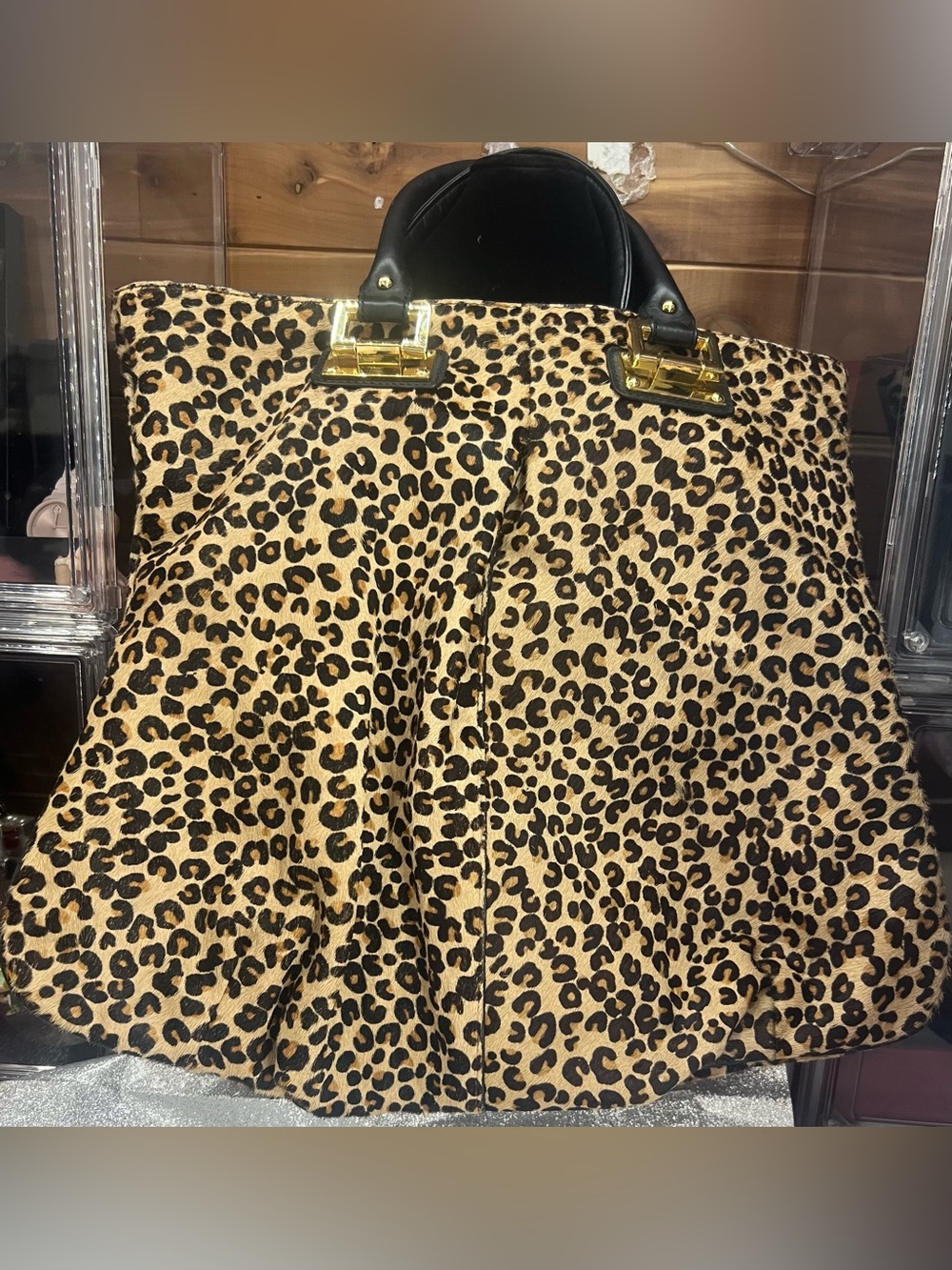 Charles Jourdan Leopard-Print Tote with Black Handles and Gold Hardware - Picture 7 of 11